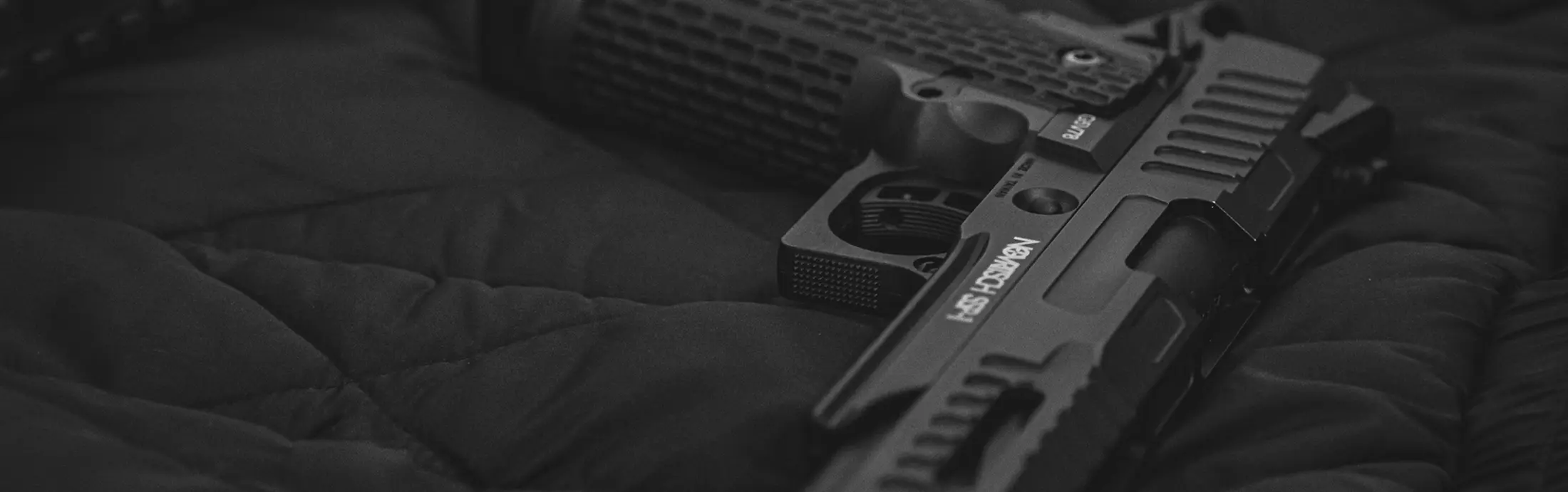 ZBROJOWNIA Suchy Las